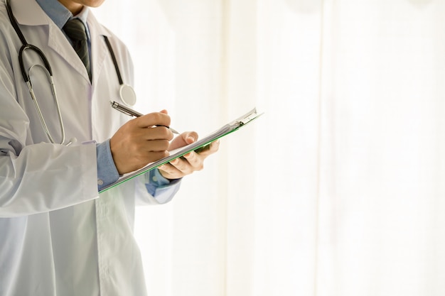 requisitos para a revalidação simplificada de medicina
